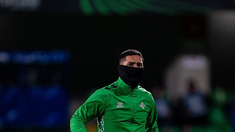 Betis y Pumas tratan de desbloquear las reticencias de Chimy