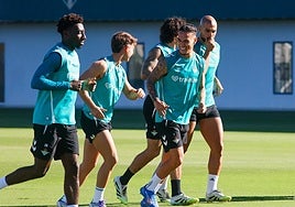 Levante - Betis: Cromos nuevos en el regreso del fútbol