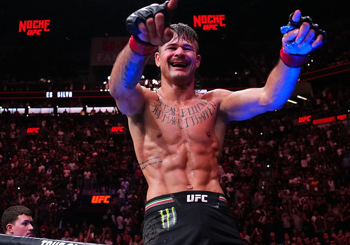 Diego Lopes celebra su victoria ante Jean Silva