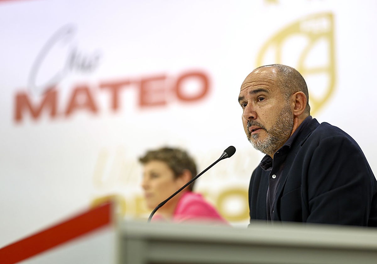 Chus Mateo, durante su presentación como nuevo seleccionador español de baloncesto