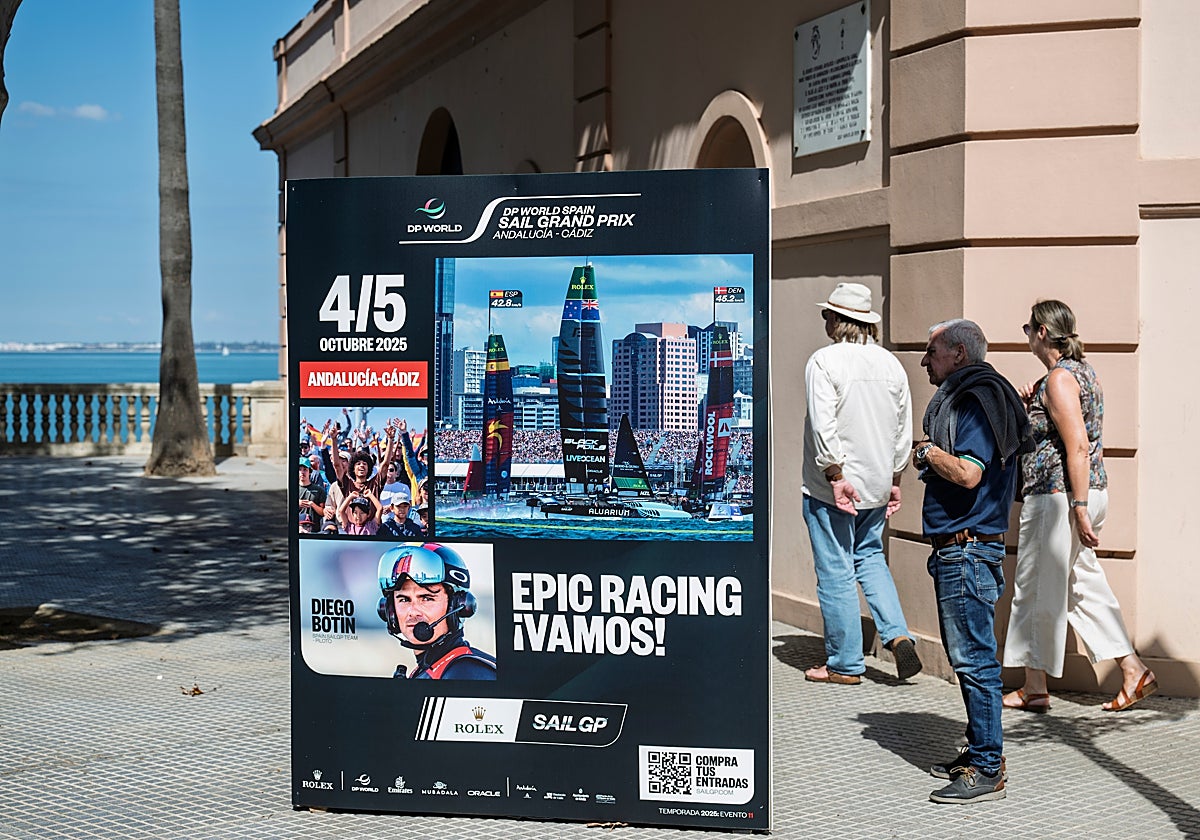 Uno de los carteles distribuidos por la ciudad de Cádiz anunciando la llegada del circuito Rolex SailGP