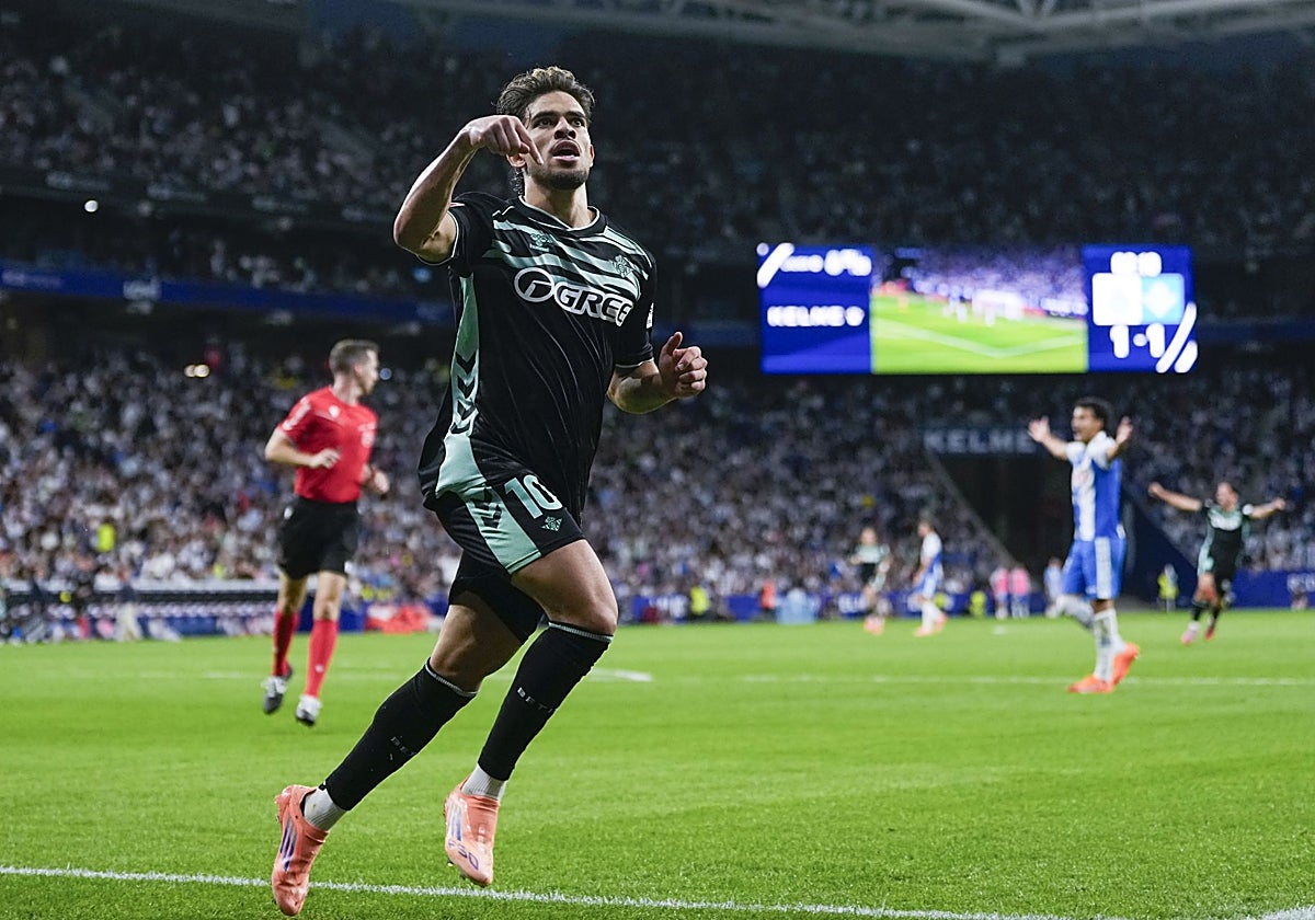 Espanyol - Betis: Pau López lanza al Betis y evita una injusticia (1-2)