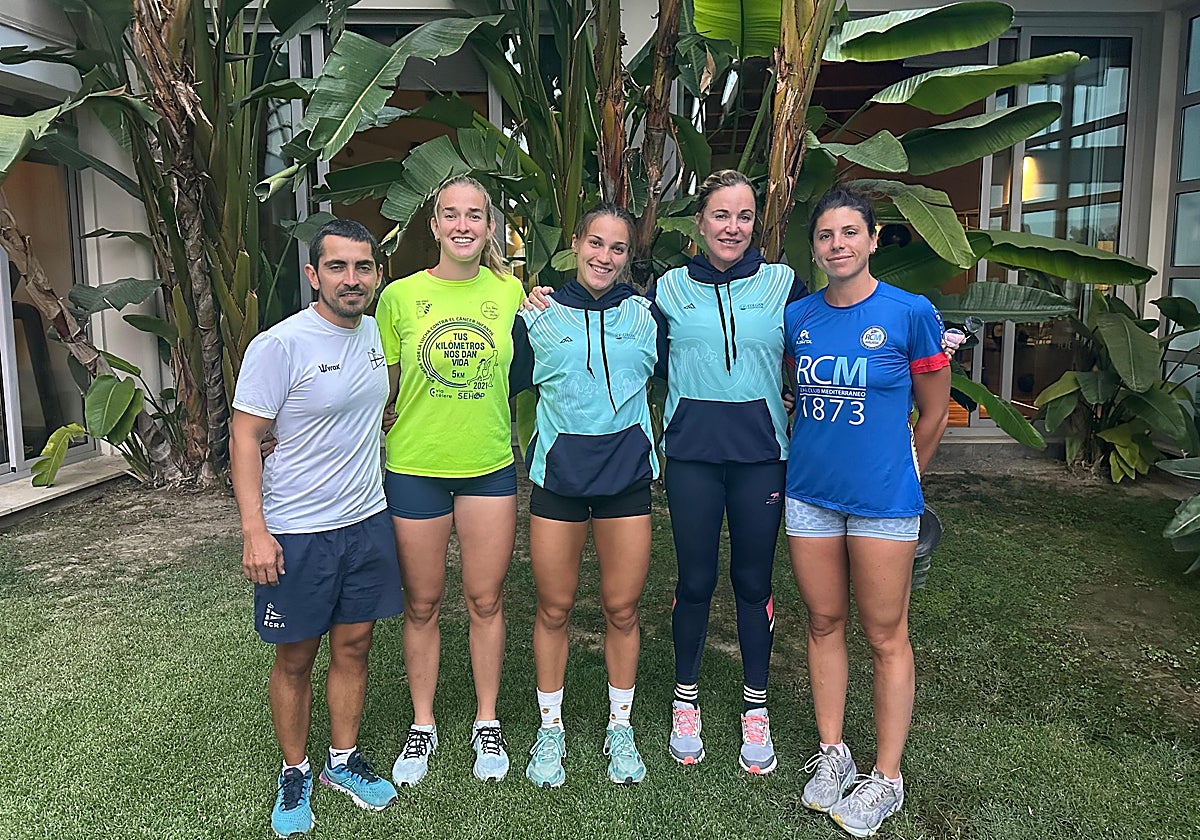 El cuatro con timonel del Club Náutico Sevilla que competirá en el Europeo de remo de mar en Antalya