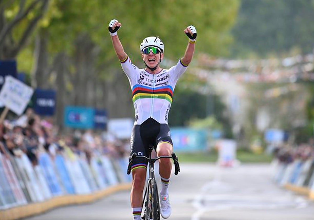 Tadej Pogacar gana los Tres Valles Varesinos