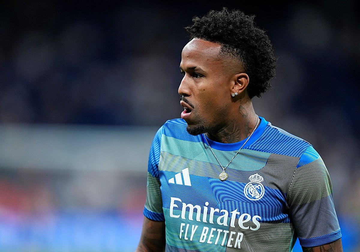 Eder Militao, en un calentamiento con el Real Madrid