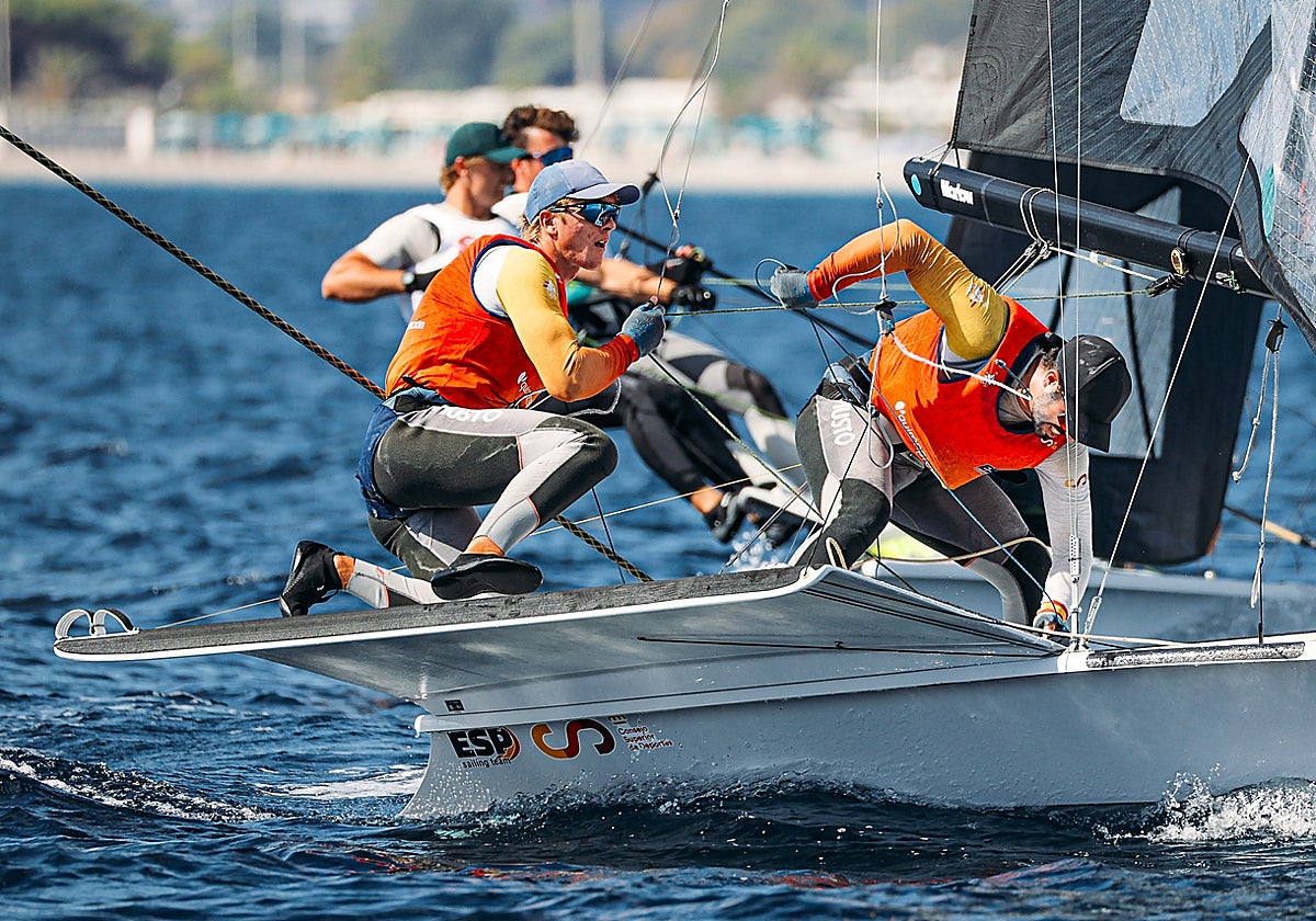 Conrad Konitzer y Antonio Torrado han escalado hasta la octava posición en 49er