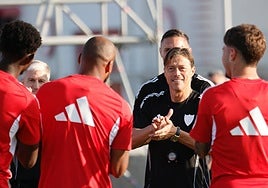 Ovación para Marcao en el último entrenamiento de la semana del Sevilla FC