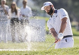 Jon Rahm sufre, pero confía en remontar