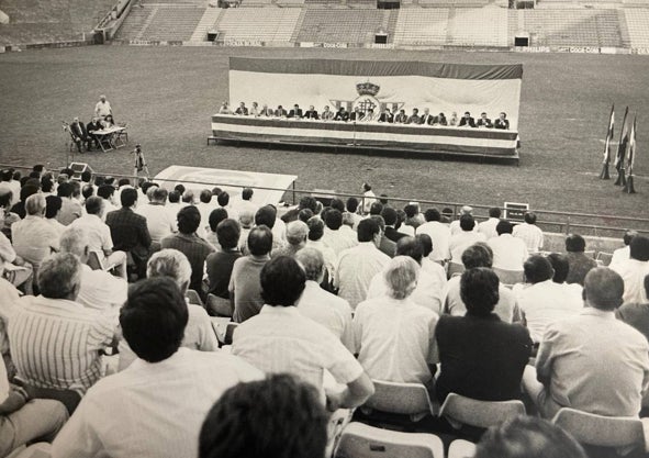 Imagen secundaria 1 - Historias de Preferencia, la grada que se fue