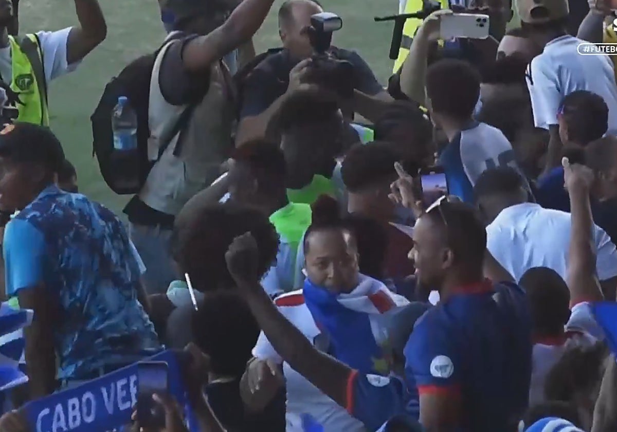 Celebración del segundo gol de Cabo Verde