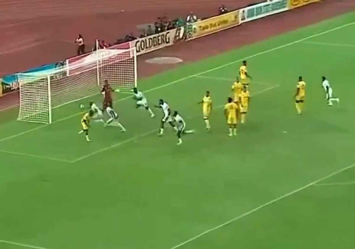 Momento del tercer gol de Nigeria