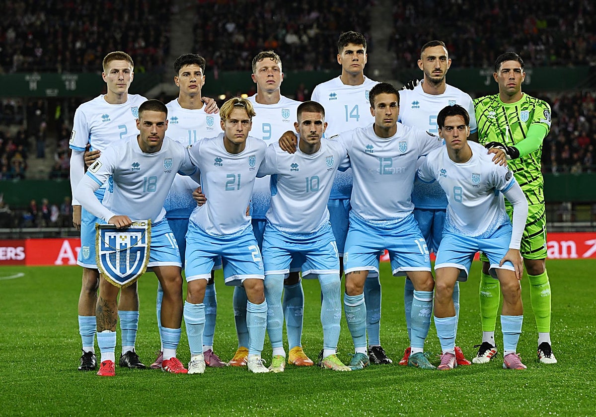 El equipo de San Marino, durante un partido de clasificación para el Mundial 2026