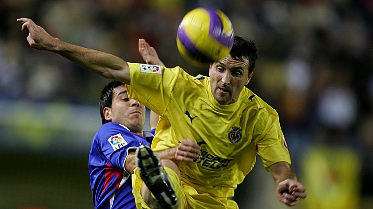 Josico disputa un balón en un Villarreal-Getafe de LaLiga 06-07