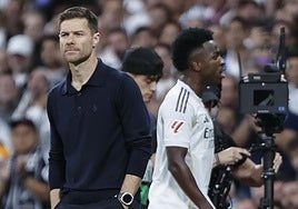 Monumental enfado de Vinicius tras ser sustituido por Xabi Alonso