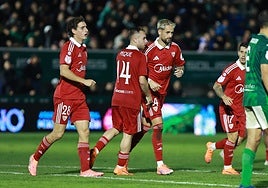 Almeyda sostiene al Sevilla con experimentos: Peque, Januzaj y Manu Bueno optan a un puesto en el centro del campo