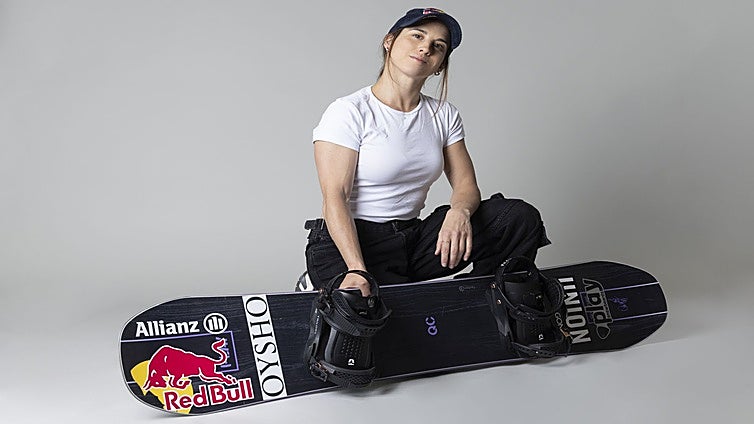 Queralt Castellet:  «Veo a diario el riesgo, pero sin volar no salen los trucos»