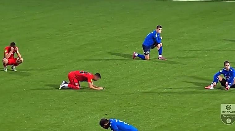 Muere un entrenador de un infarto en mitad de un partido