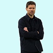 Xabi reproduce los errores por los que se echó a Ancelotti: planteamiento defensivo, jugadores fuera de posición y cambios tardíos