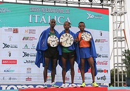 Kwizera, Ndikumwenayo y Winfred Yavi lideran la élite internacional del Cross de Itálica 2025