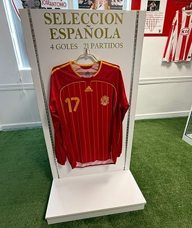 Imagen secundaria 2 - En este museo el visitante y amante del fútbol puede encontrar objetos que sirven para entender la esencia de este genial futbolista