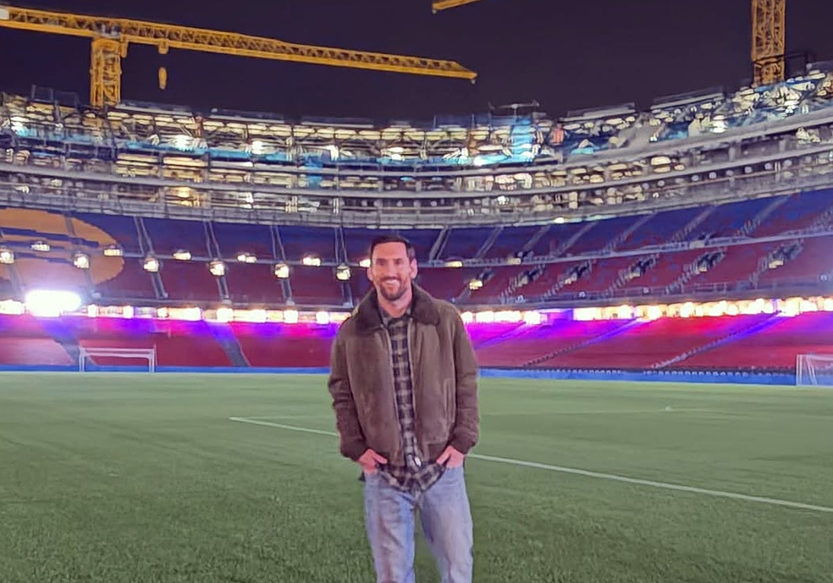 Messi, durante su visita al Cam Nou