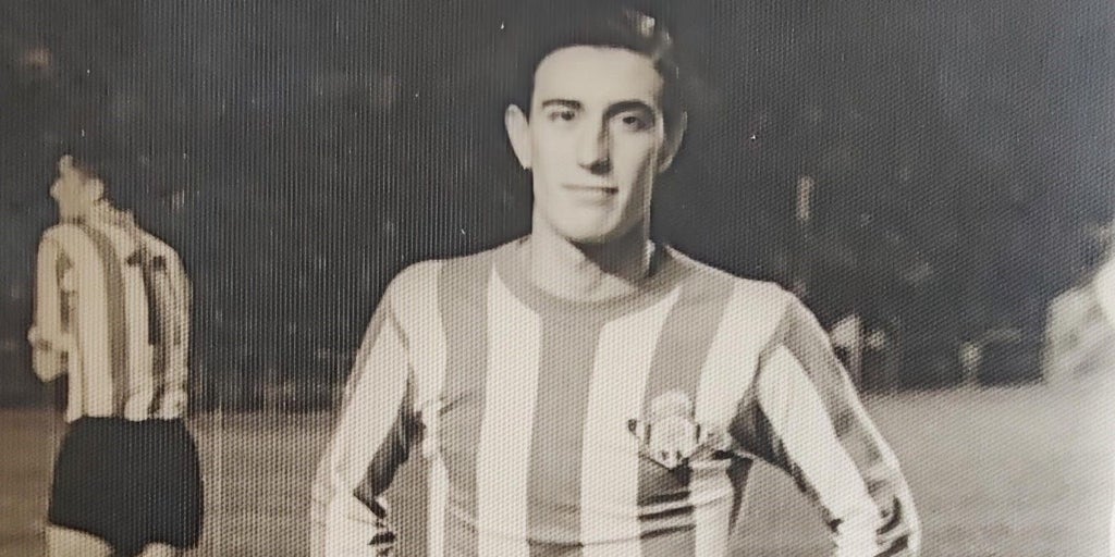 El Betis lamenta el fallecimiento de Ordaz, quien enseñara el mítico regate de la 'tostá' al legendario Rogelio