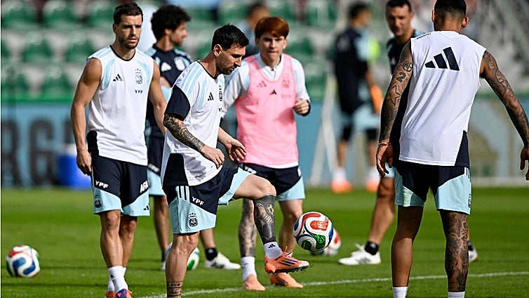 Una hora para Lo Celso en el triunfo de Argentina ante Angola (0-2)
