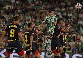 Dónde ver Betis - Girona: canal de TV y streaming online del partido de LaLiga EA Sports 2025-2026