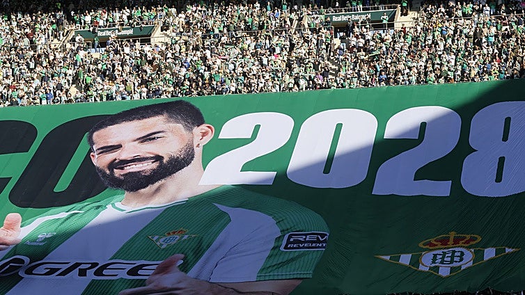 El mago Isco está de vuelta y renovado: luz para el Betis en un día frustrado por el tropiezo y la roja a Antony