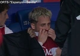 Januzaj se retira desolado tras un nuevo problema muscular; Vargas también se rompe