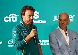 Fernando Alonso y Adrian Newey