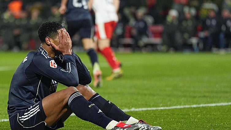 Así está la clasificación de la Liga: el Barça reconquista el liderato tras otro pinchazo del Madrid