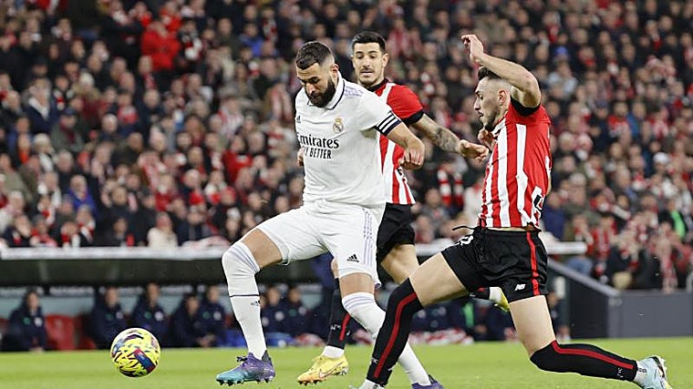 Benzema is the Real Madrid player who has scored the most goals for San Mames in La Liga (six). In the picture is the 2022-23 season match in which he opened the scoring with a 0-2 win