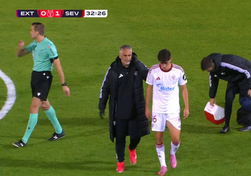 Más problemas para Almeyda en el Sevilla: Juanlu se lesiona en Almendralejo