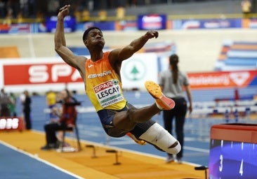 Los atletas tumban a los modernos: el salto de longitud seguirá como siempre