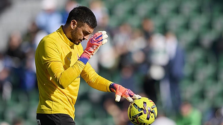 Así fueron las escandalosas pifias de Gazzaniga en Elche