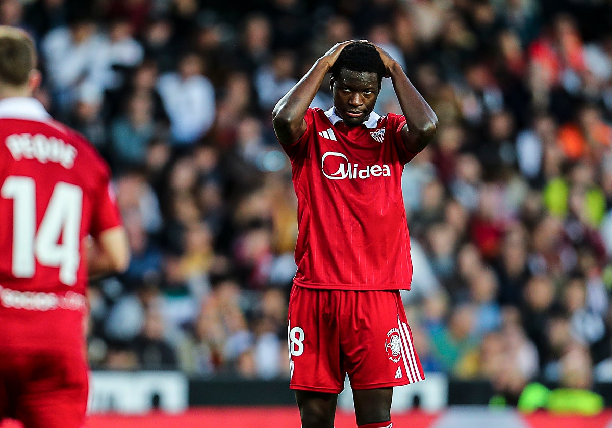 Agoumé se lamenta por una ocasión desperdiciada a la contra