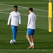 El vestuario se apropia del Real Madrid: jugadores caprichosos, comportamientos tóxicos y vicios irreconducibles