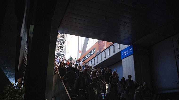 Os corredores do Kaha Magica no escuro.