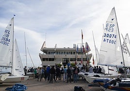 Los menorquines Toni y Sasha Pons conquistan el Trofeo Armada de Snipe