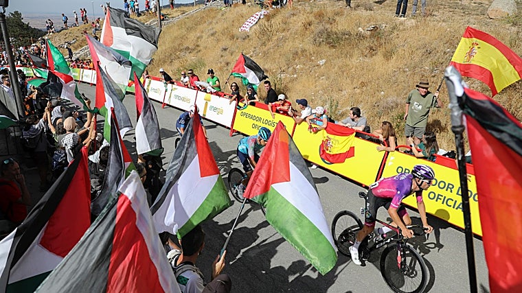 Encantado com o rastro de Rafa Nadal, indignado com a sabotagem na Vuelta