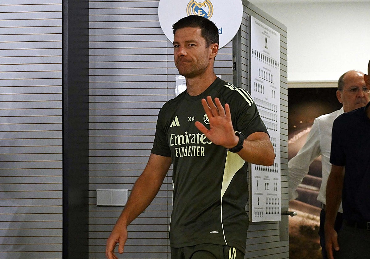 Xabi Alonso, en la sala de prensa de Valdebebas