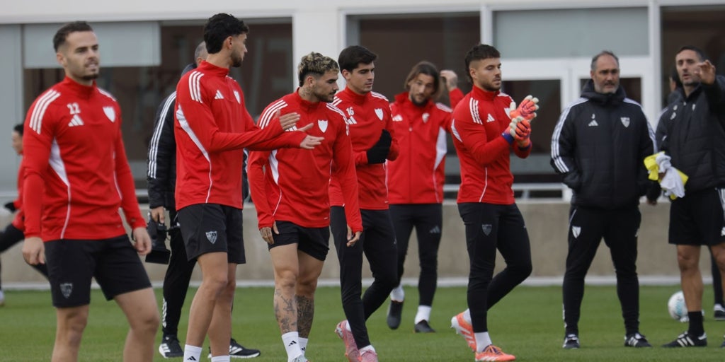 El Sevilla cita a sus jóvenes socios para una visita al primer equipo