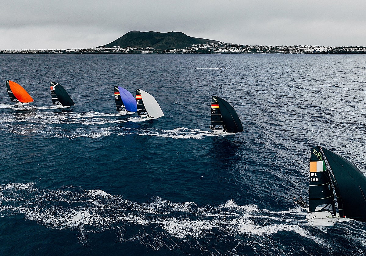 49er%20Lanzarote%20Internacional%20Regatta-RTSBu3UiLv518QdSdwReY2H-1200x840@diario_abc.jpg