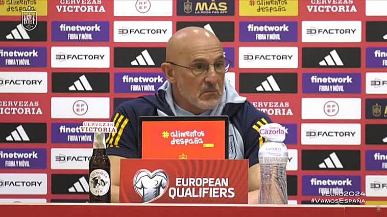 De la Fuente sobre Haaland: "Siento mucho su lesión pero si yo dijera que me gustaría verle en el campo, mentiría"