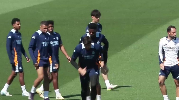Rodrygo se retira del entrenamiento