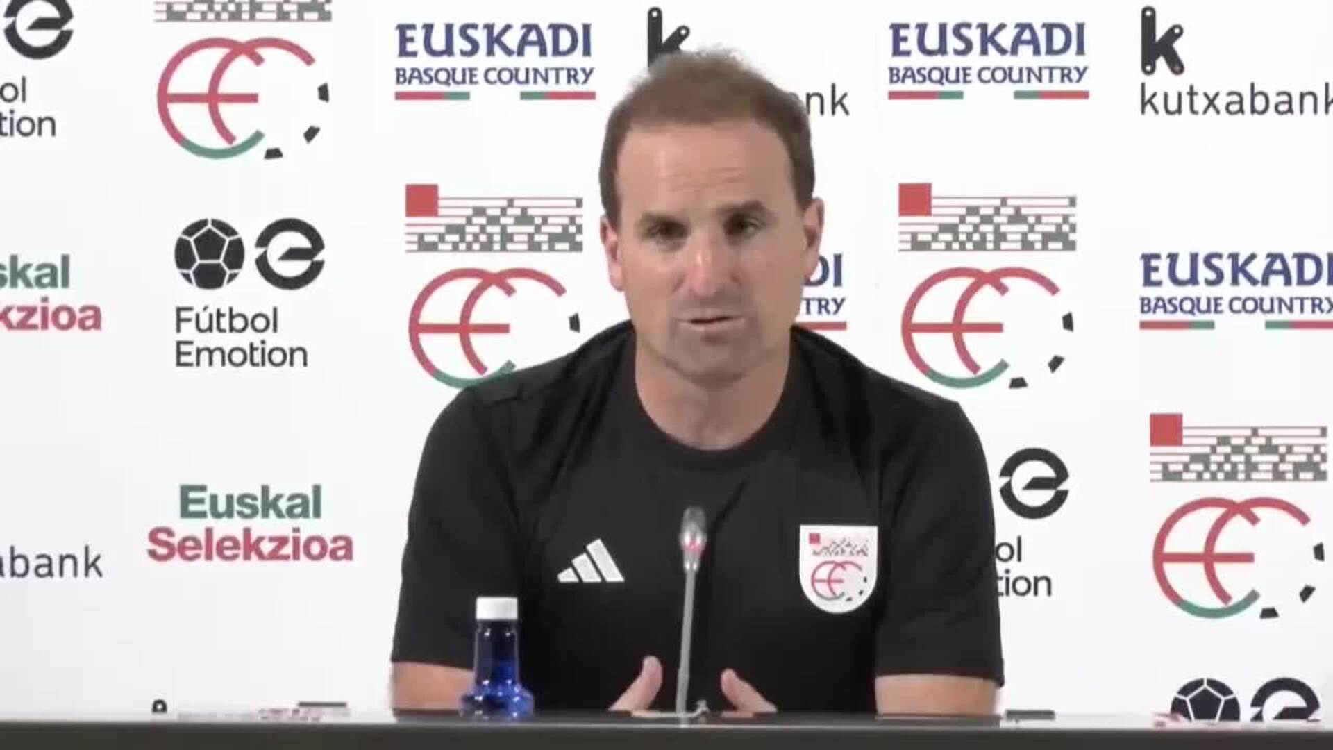 Arrasate: &quot;Esta es la muestra de hasta dónde puede llegar el fútbol&quot;