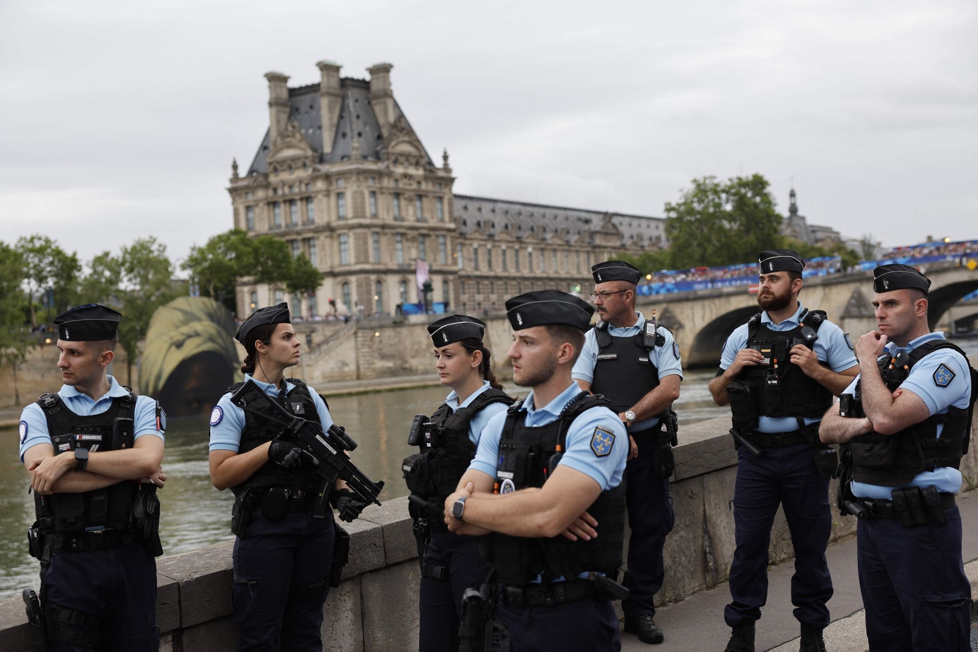 Agentes de seguridad francesa