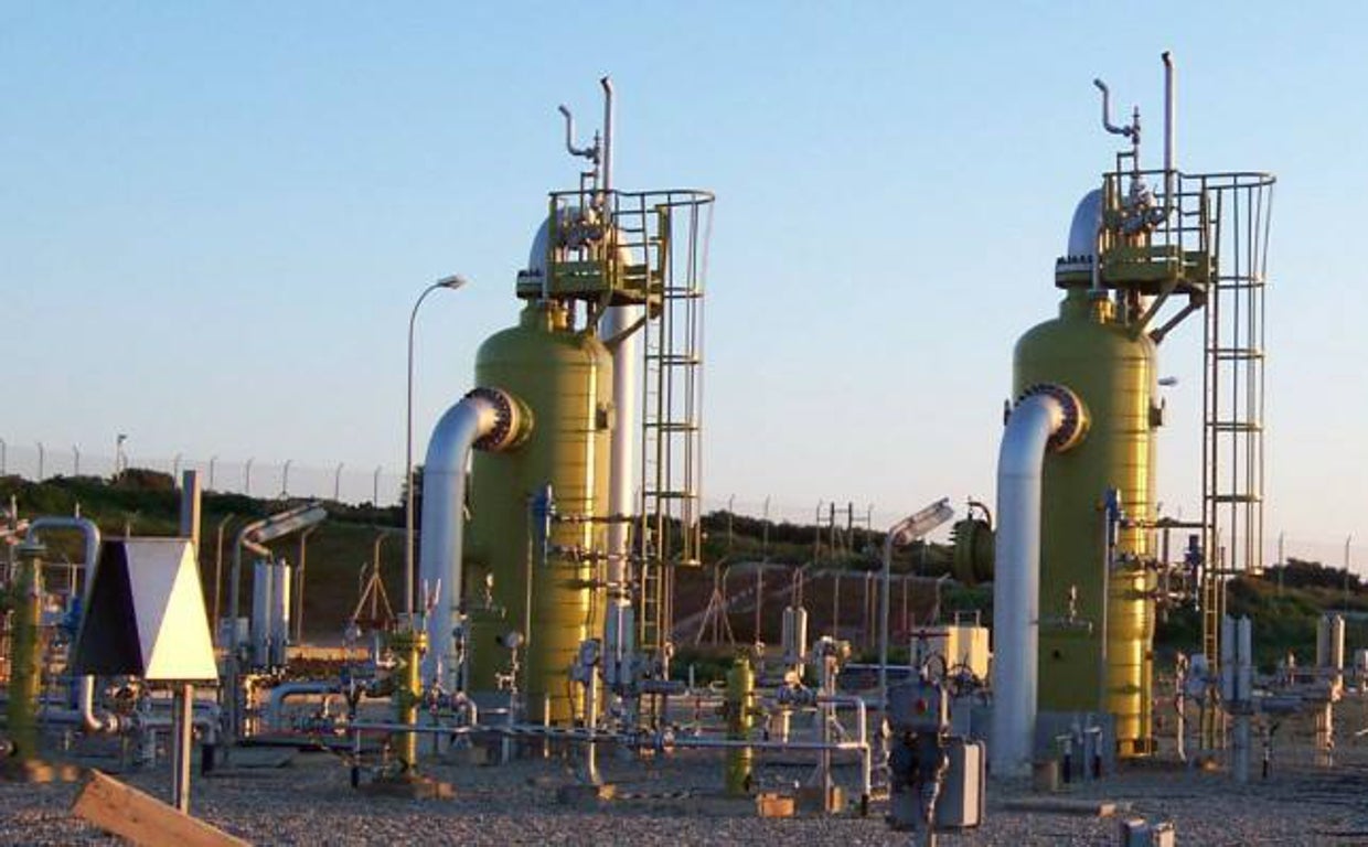 Instalaciones del gasoducto del Mgreb que discurre entre el yacimiento argelino de Hassai R'Mei y Tarifa