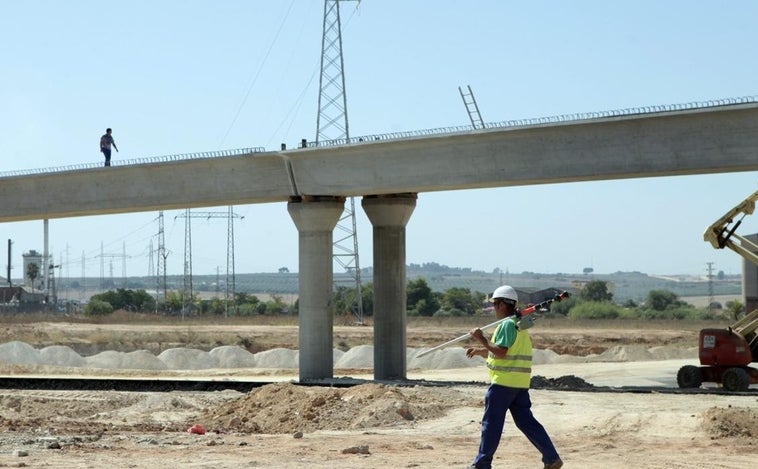 El 95% de las obras se quedan fuera del plan 'antiinflación' del Gobierno para la construcción